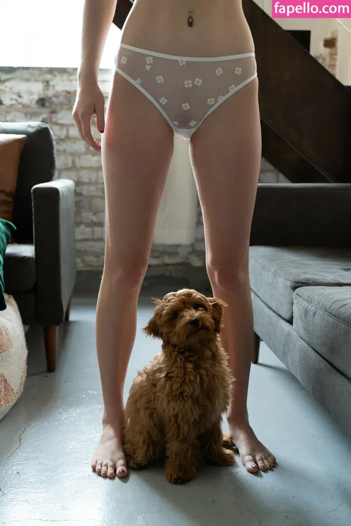 Darling Cute Onlyfans Photo Gallery 