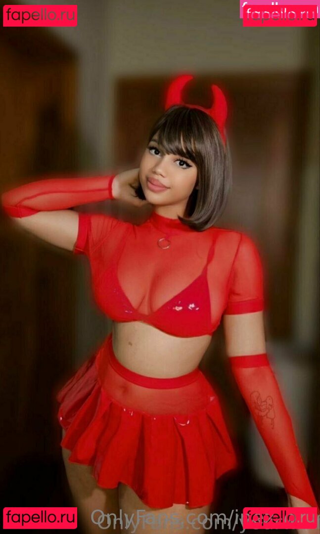 Inez / inez_offi / inez_official Onlyfans Photo Gallery 