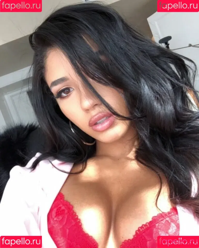 Yovanna Ventura Onlyfans Photo Gallery 