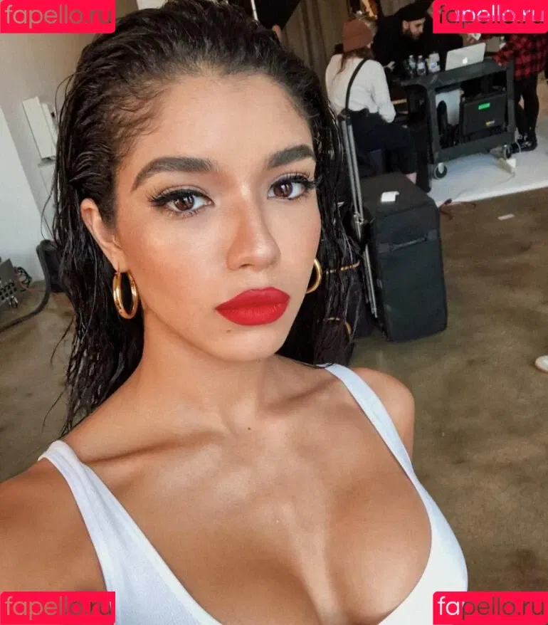 Yovanna Ventura Onlyfans Photo Gallery 