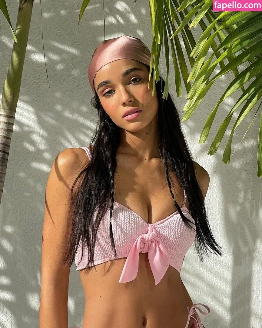 Yovanna Ventura Onlyfans Photo Gallery 