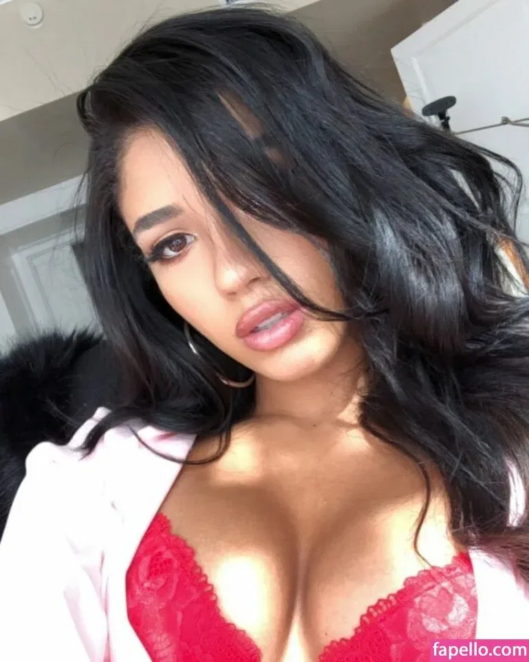 Yovanna Ventura Onlyfans Photo Gallery 