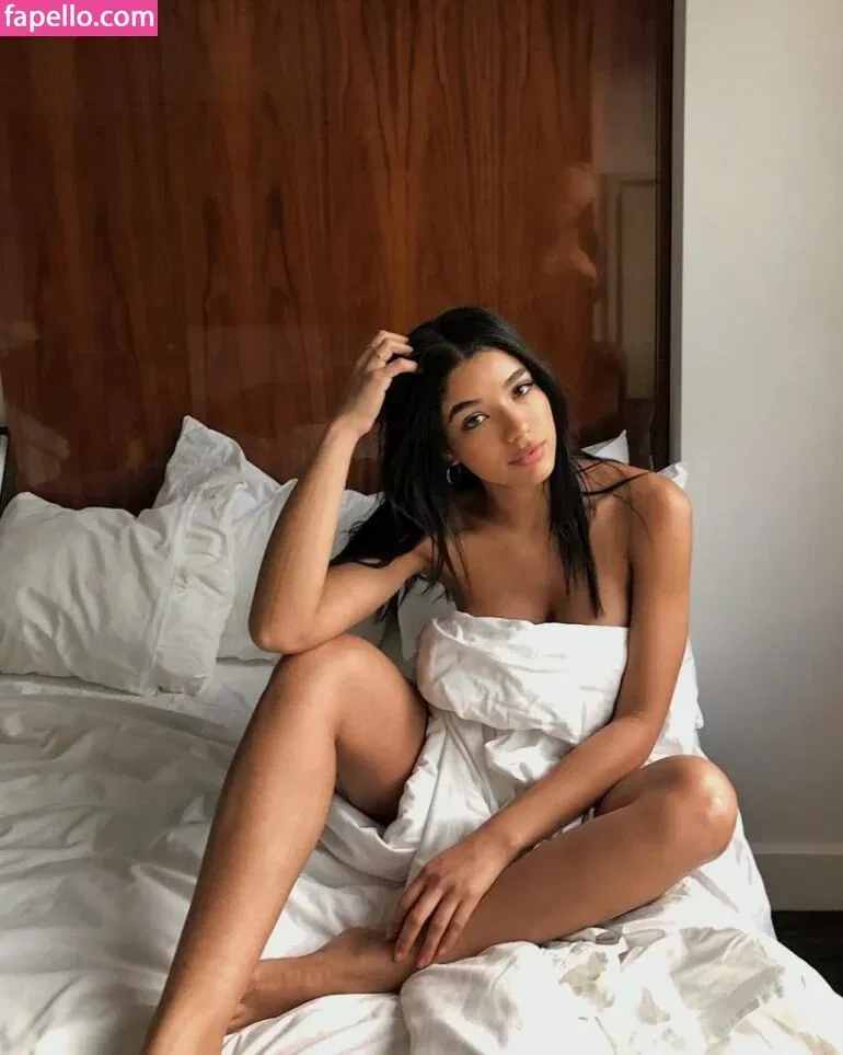 Yovanna Ventura Onlyfans Photo Gallery 