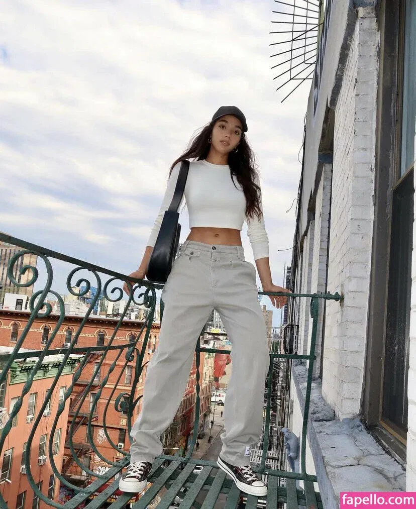 Yovanna Ventura Onlyfans Photo Gallery 