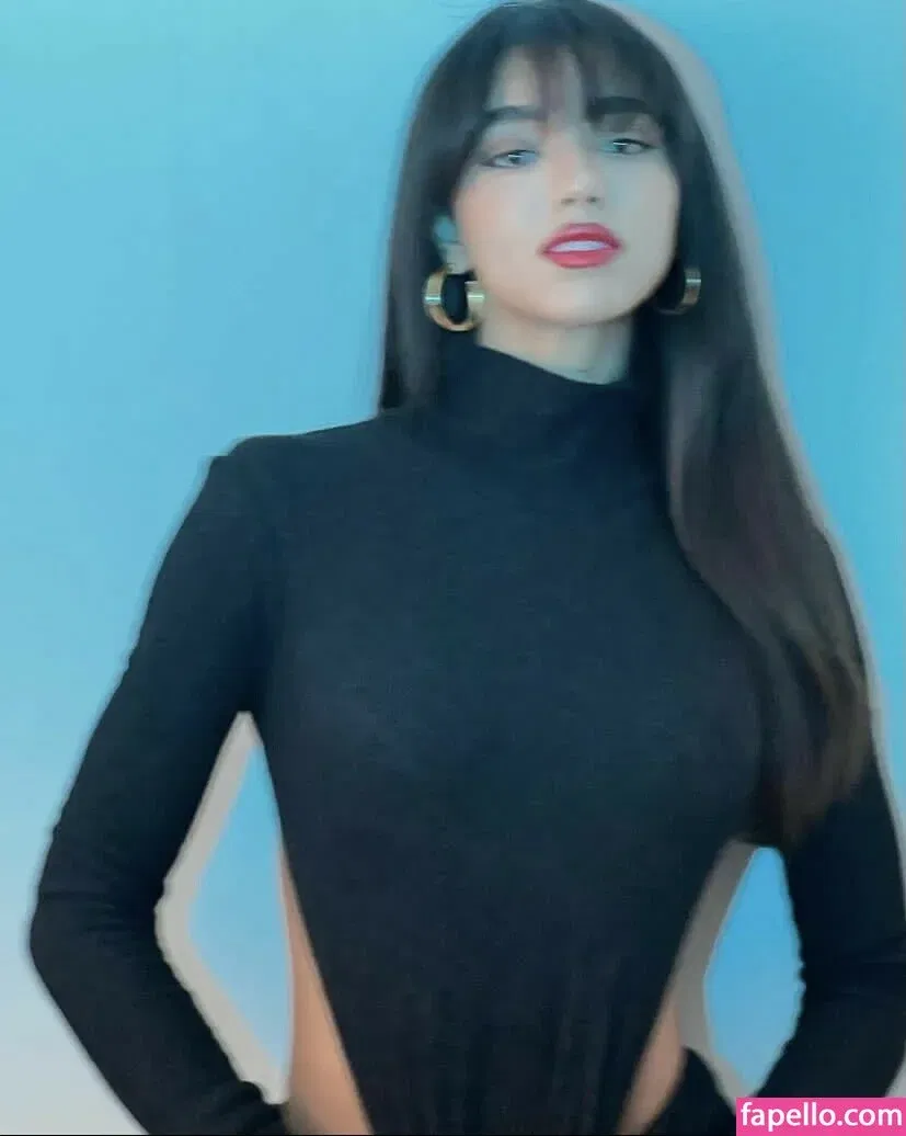 Yovanna Ventura Onlyfans Photo Gallery 