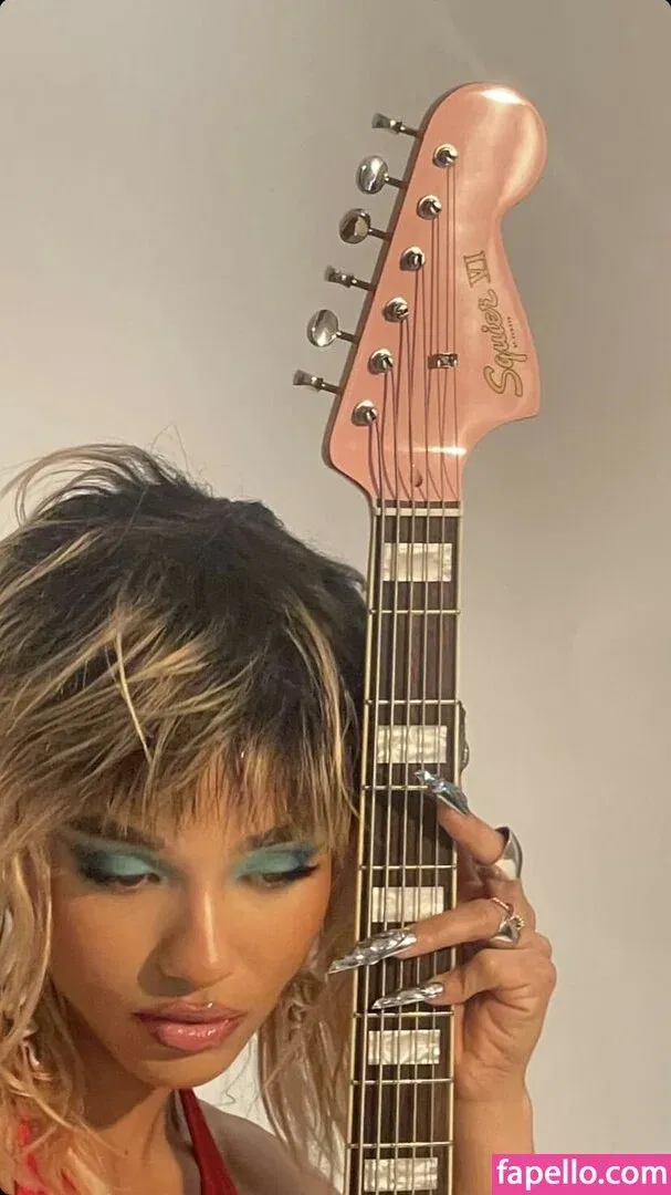 Yovanna Ventura Onlyfans Photo Gallery 