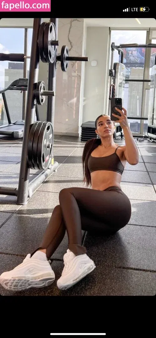 Yovanna Ventura Onlyfans Photo Gallery 