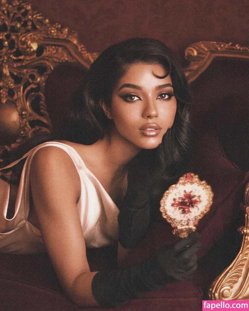 Yovanna Ventura Onlyfans Photo Gallery 