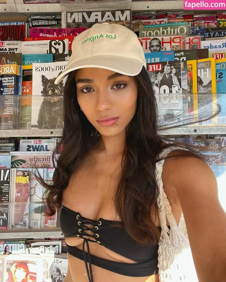 Yovanna Ventura Onlyfans Photo Gallery 