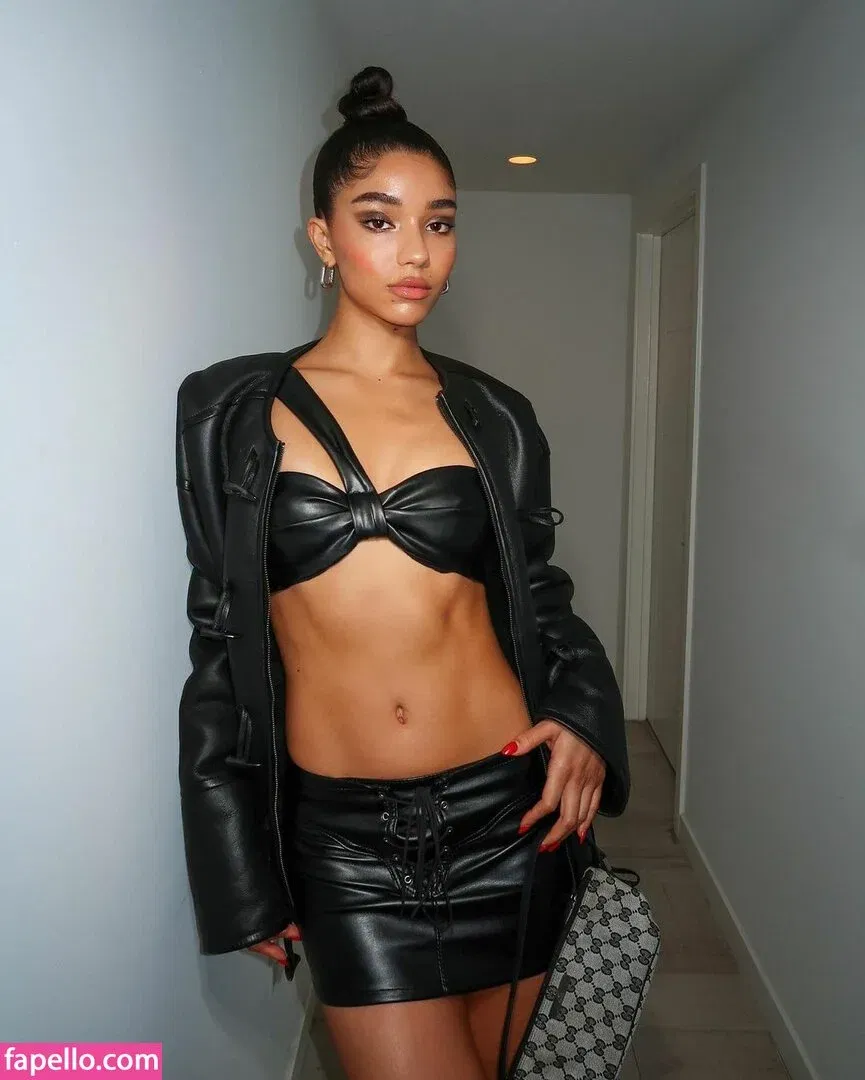 Yovanna Ventura Onlyfans Photo Gallery 