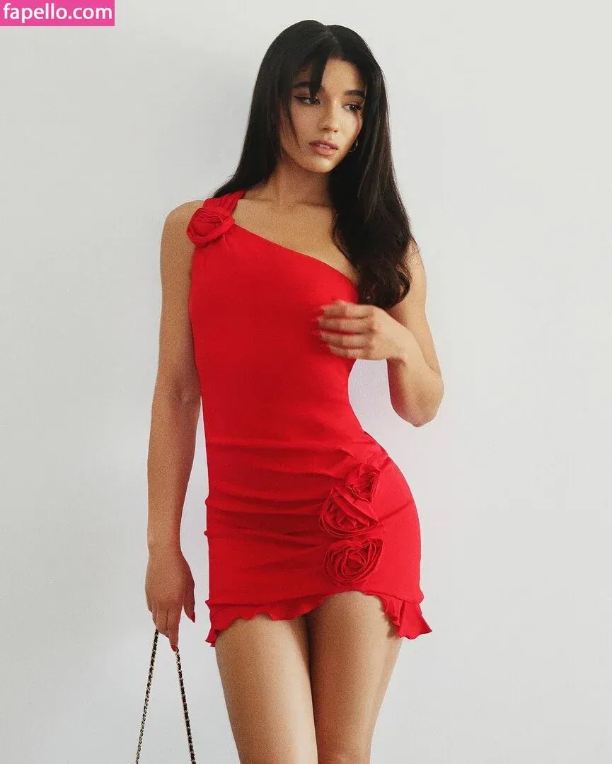 Yovanna Ventura Onlyfans Photo Gallery 