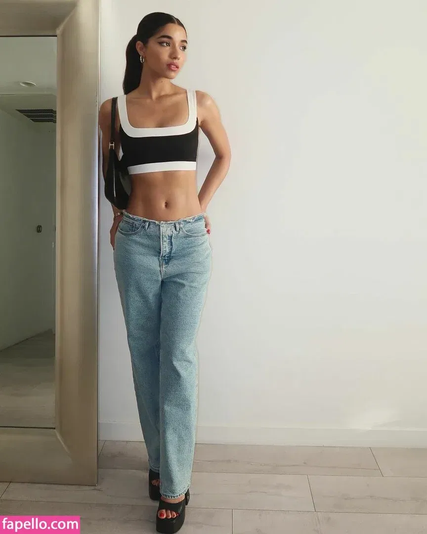 Yovanna Ventura Onlyfans Photo Gallery 