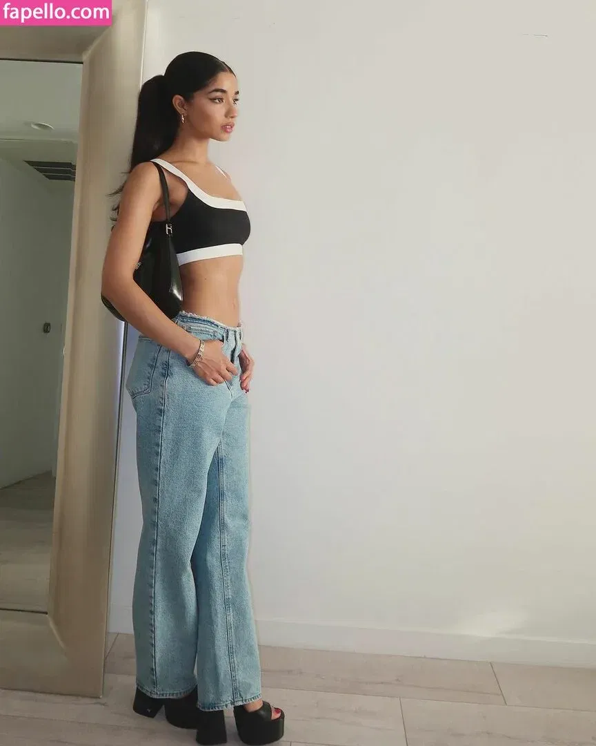 Yovanna Ventura Onlyfans Photo Gallery 