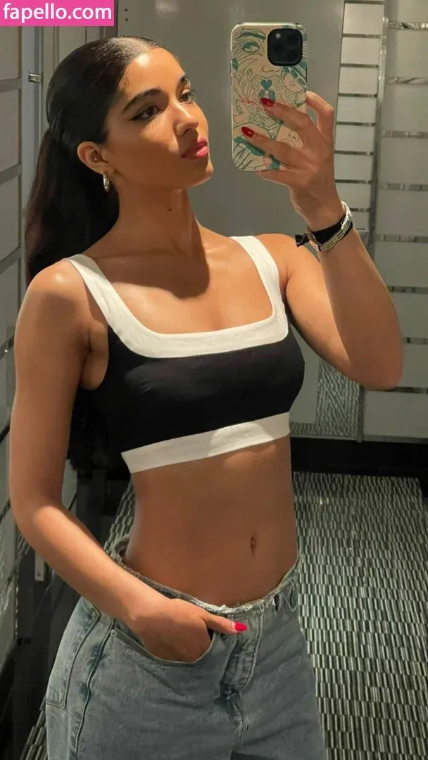 Yovanna Ventura Onlyfans Photo Gallery 