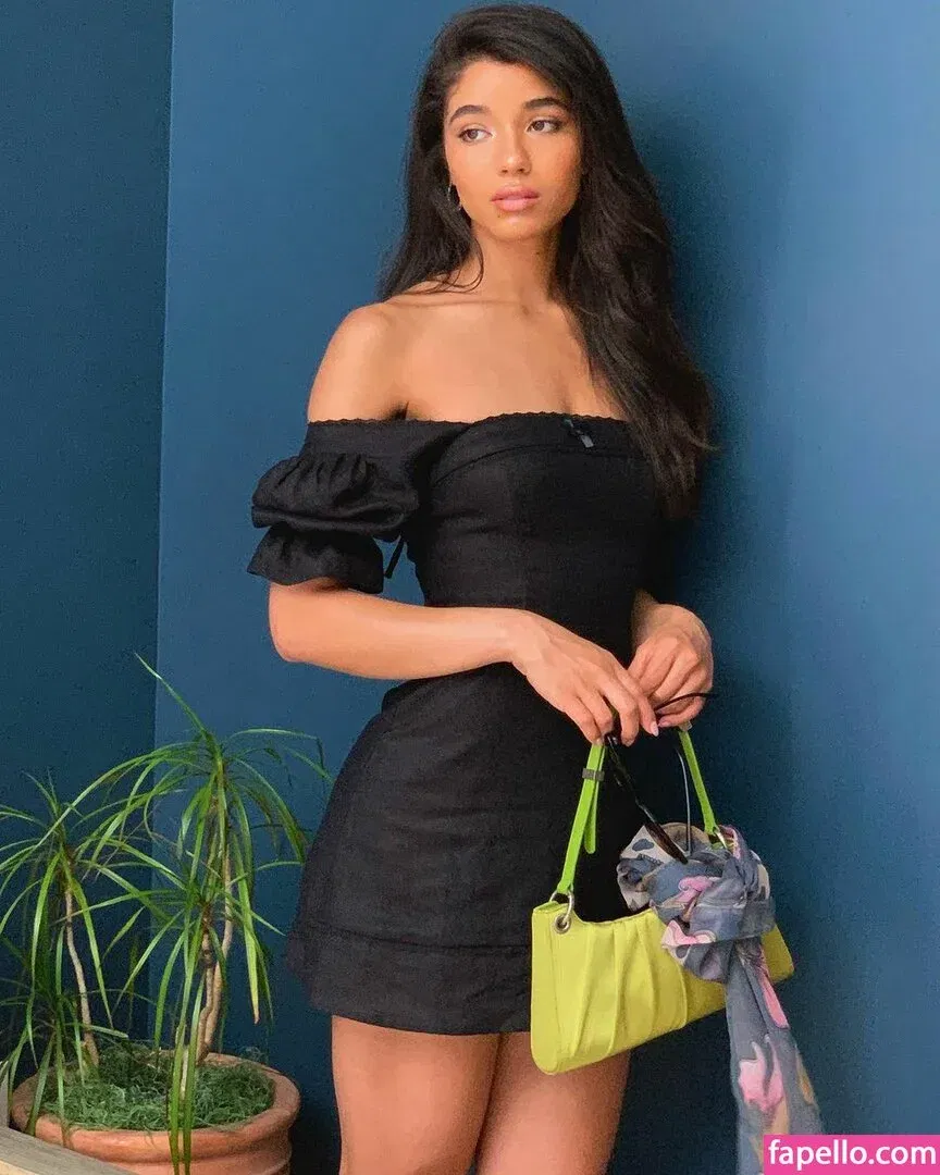 Yovanna Ventura Onlyfans Photo Gallery 