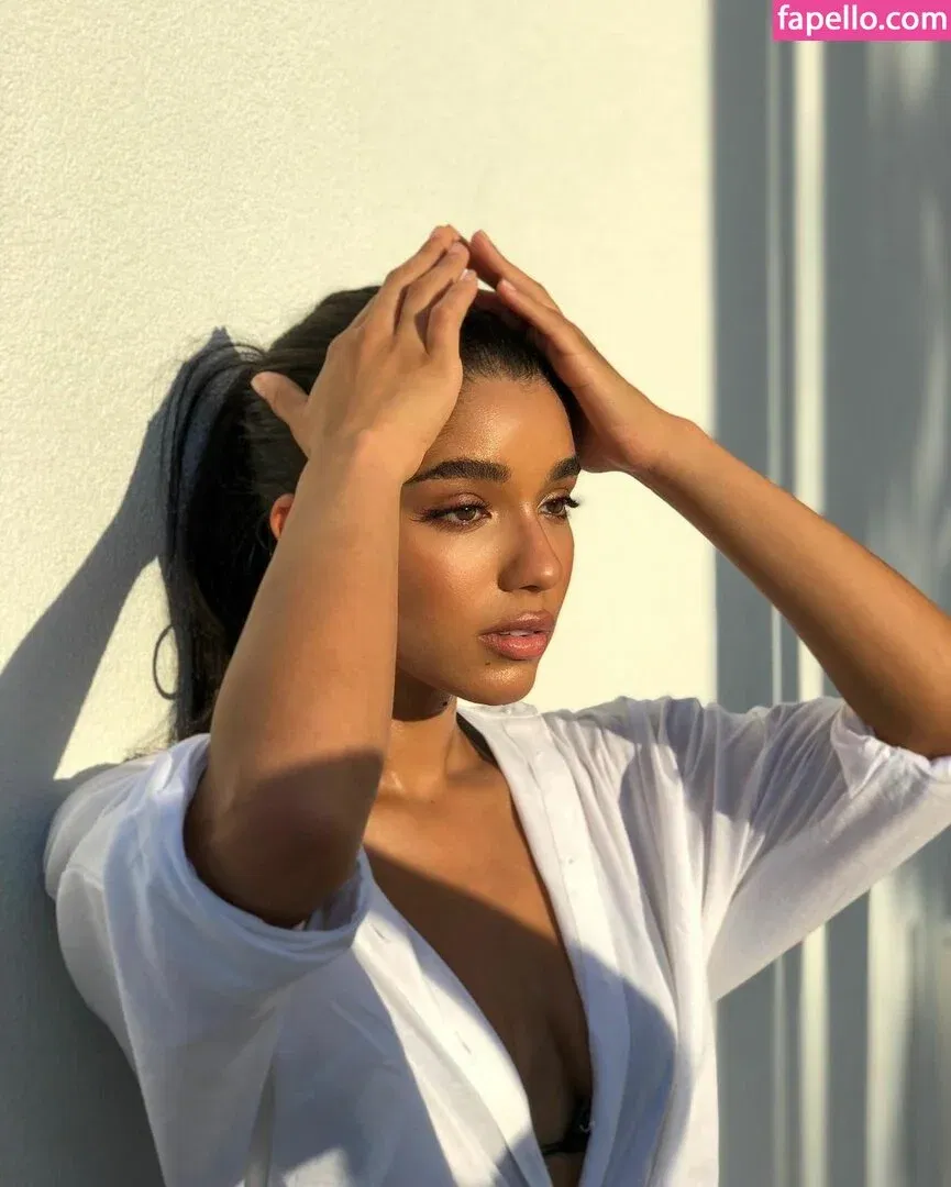 Yovanna Ventura Onlyfans Photo Gallery 