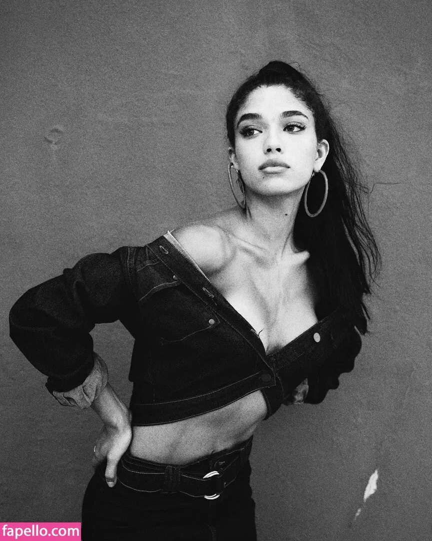 Yovanna Ventura Onlyfans Photo Gallery 