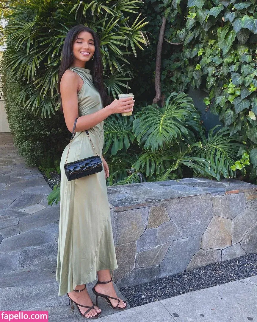 Yovanna Ventura Onlyfans Photo Gallery 