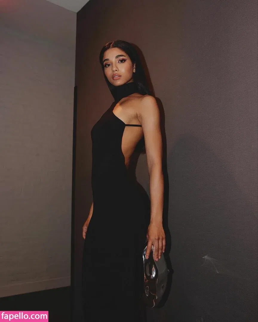 Yovanna Ventura Onlyfans Photo Gallery 
