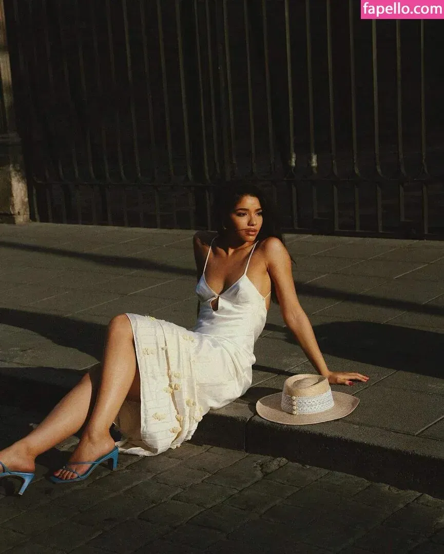 Yovanna Ventura Onlyfans Photo Gallery 