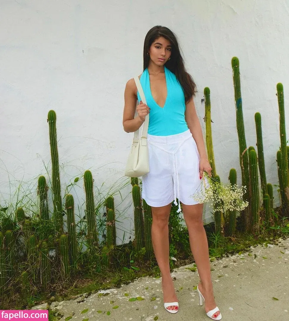 Yovanna Ventura Onlyfans Photo Gallery 