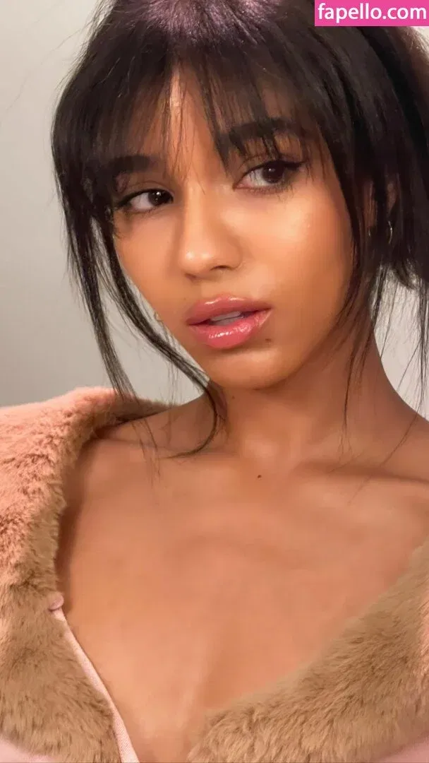Yovanna Ventura Onlyfans Photo Gallery 