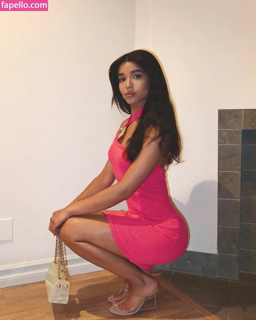 Yovanna Ventura Onlyfans Photo Gallery 