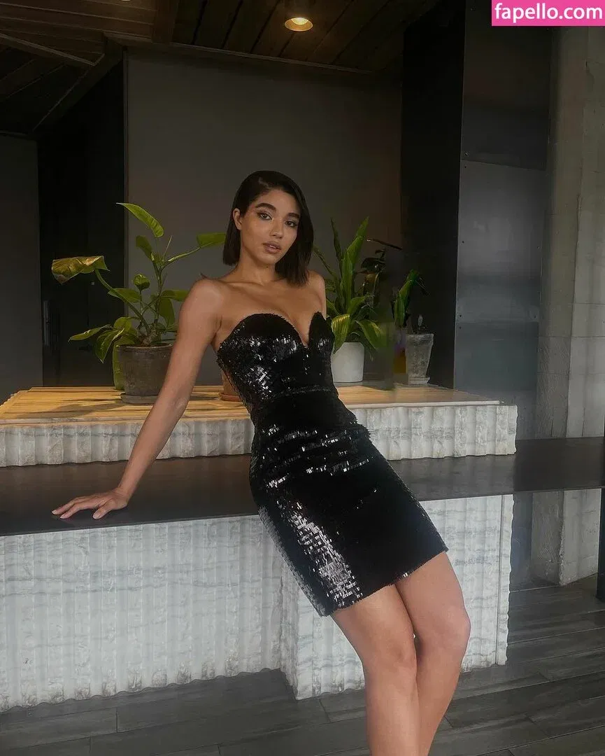 Yovanna Ventura Onlyfans Photo Gallery 