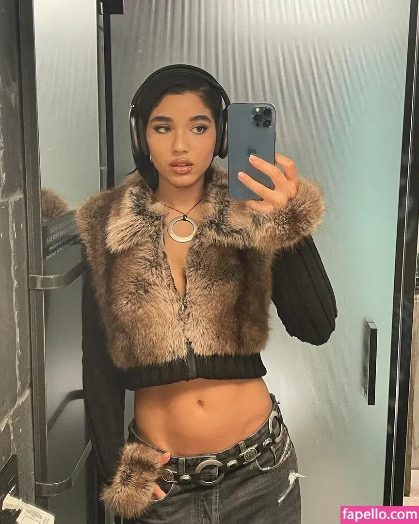 Yovanna Ventura Onlyfans Photo Gallery 