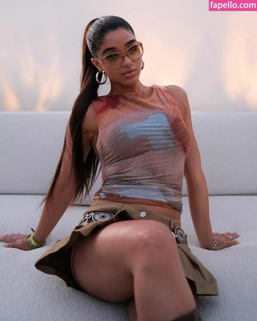 Yovanna Ventura Onlyfans Photo Gallery 