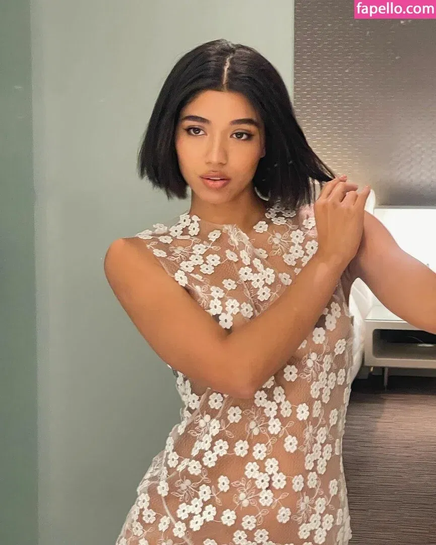 Yovanna Ventura Onlyfans Photo Gallery 