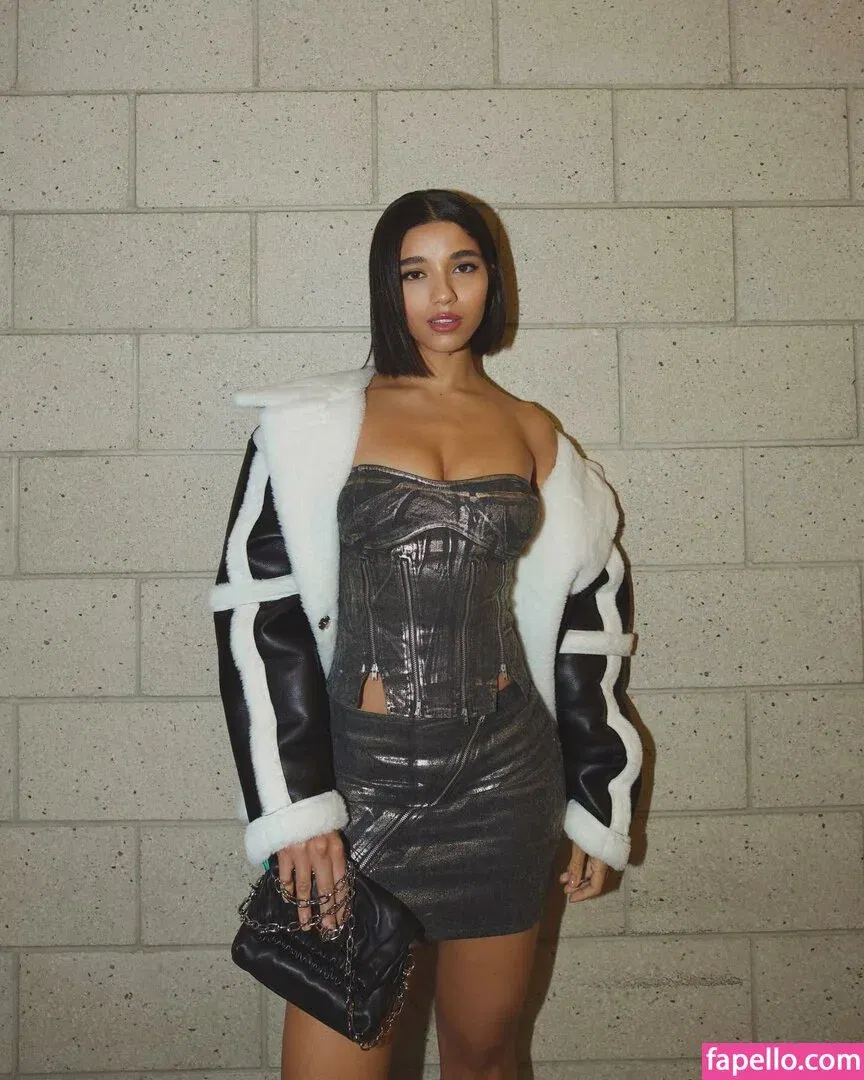 Yovanna Ventura Onlyfans Photo Gallery 