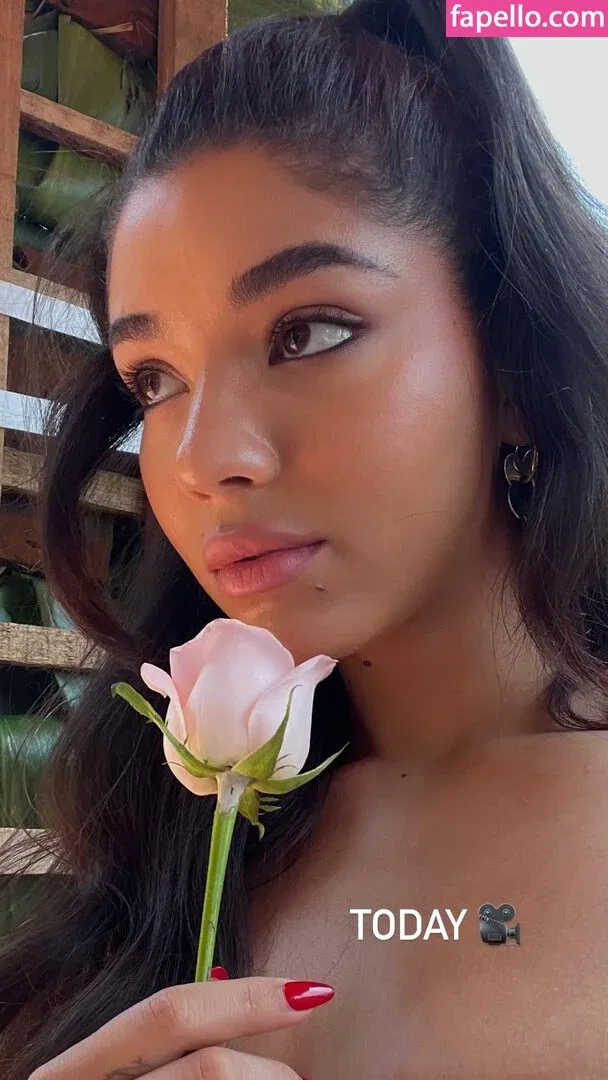 Yovanna Ventura Onlyfans Photo Gallery 