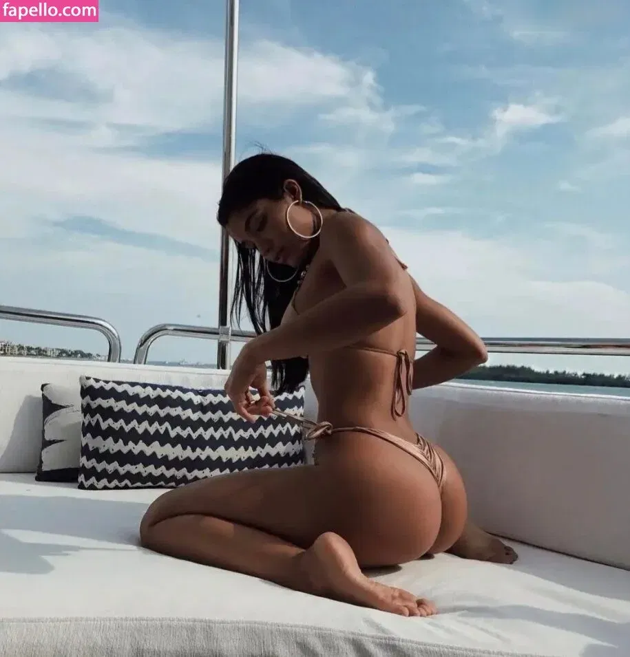 Yovanna Ventura Onlyfans Photo Gallery 