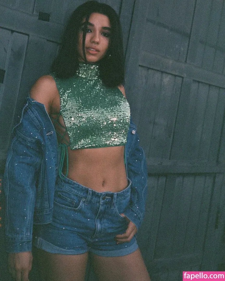 Yovanna Ventura Onlyfans Photo Gallery 