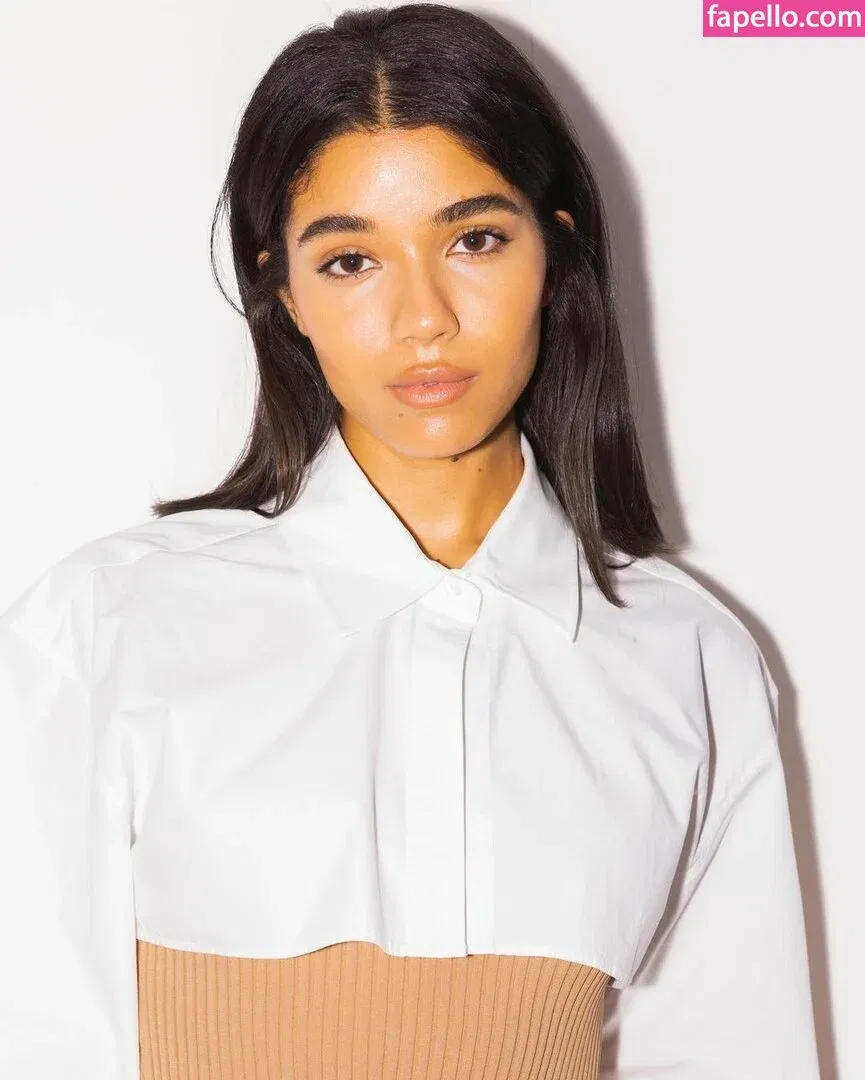 Yovanna Ventura Onlyfans Photo Gallery 
