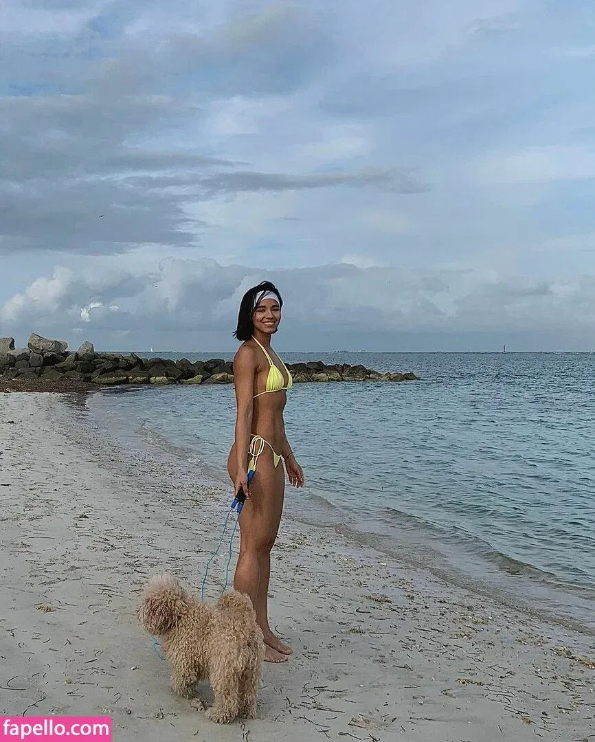 Yovanna Ventura Onlyfans Photo Gallery 