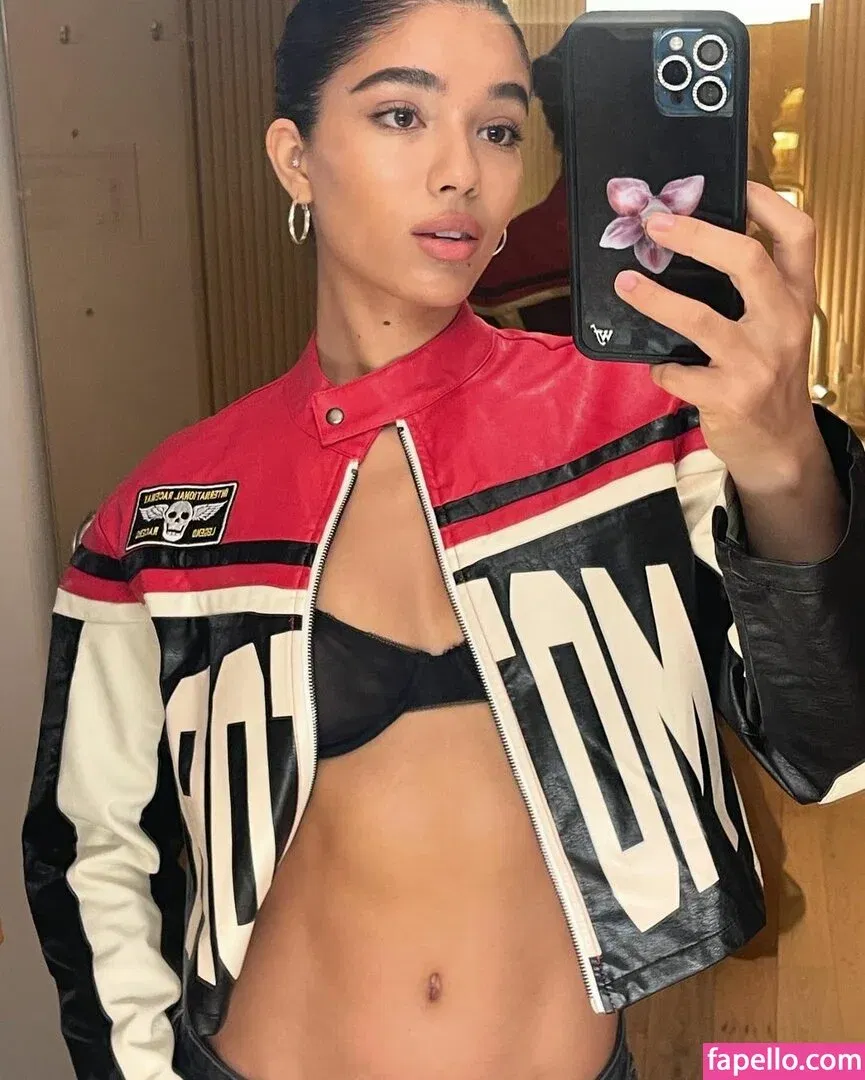 Yovanna Ventura Onlyfans Photo Gallery 