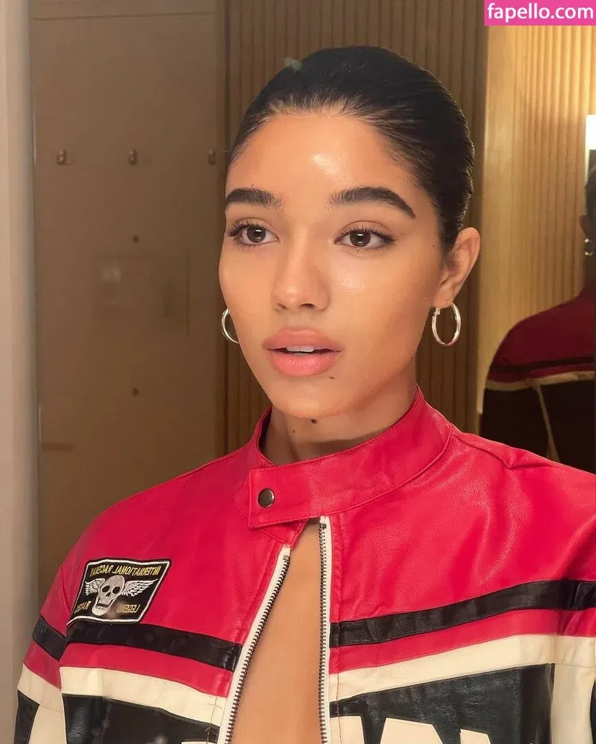 Yovanna Ventura Onlyfans Photo Gallery 