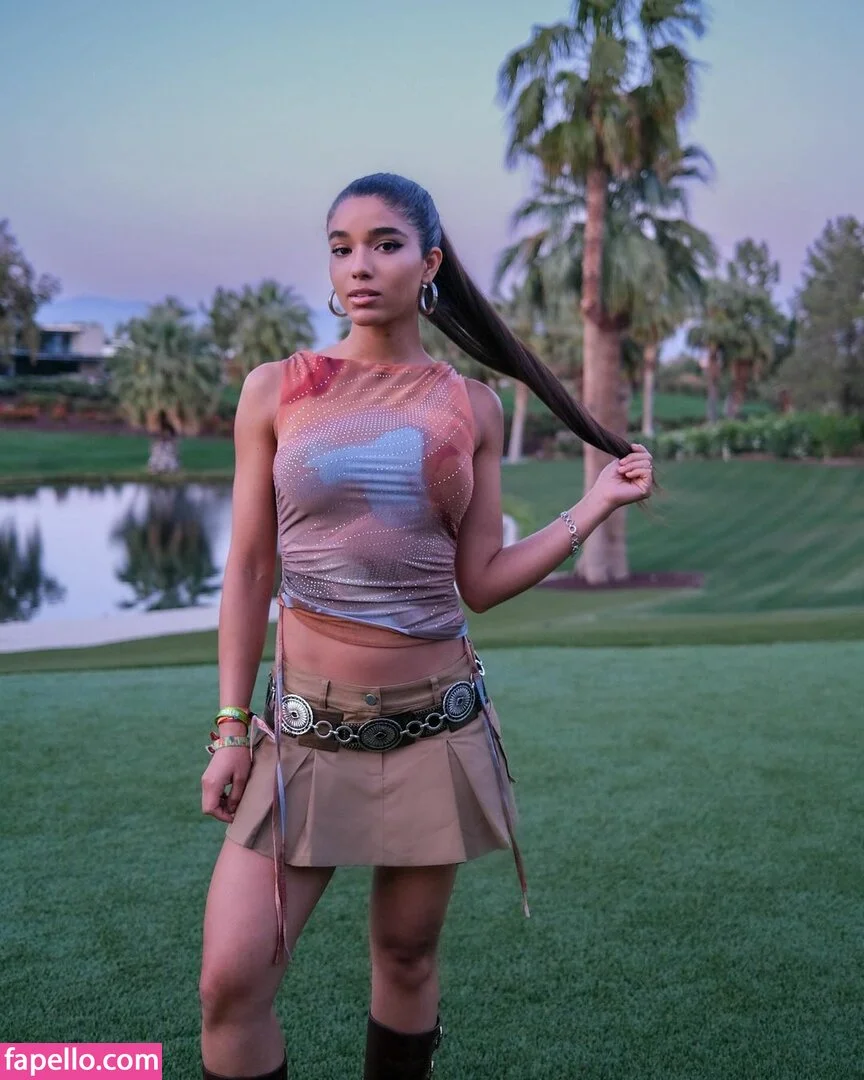 Yovanna Ventura Onlyfans Photo Gallery 