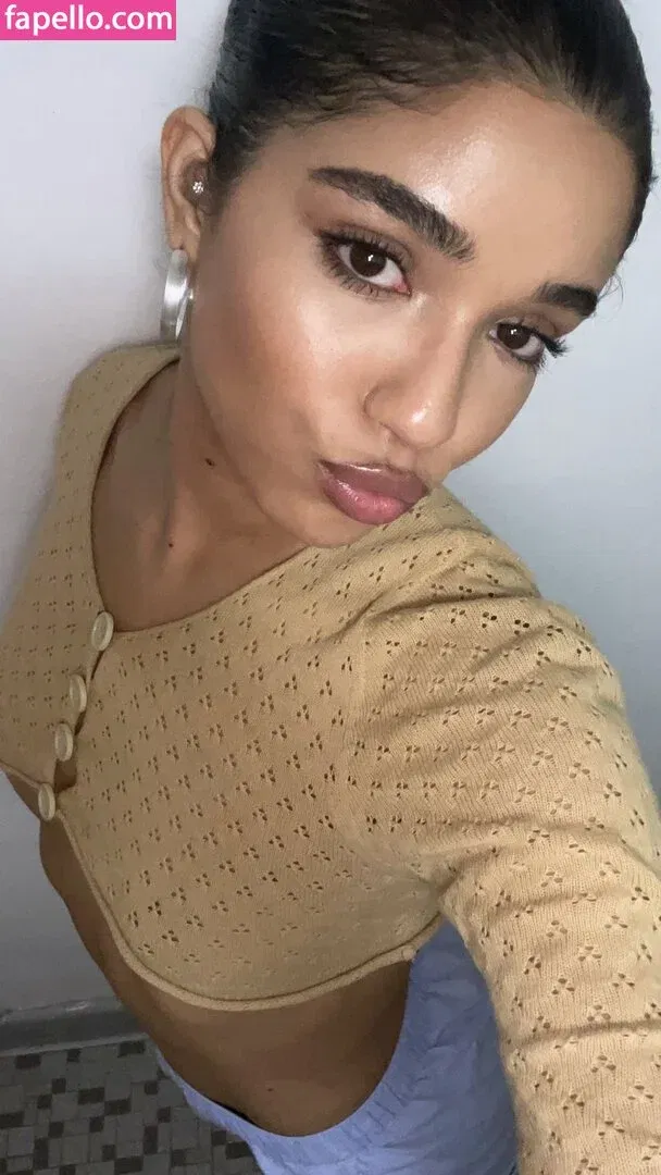 Yovanna Ventura Onlyfans Photo Gallery 