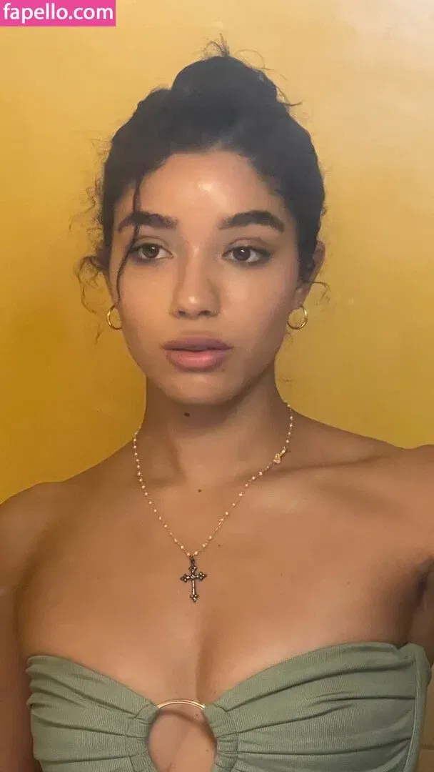 Yovanna Ventura Onlyfans Photo Gallery 