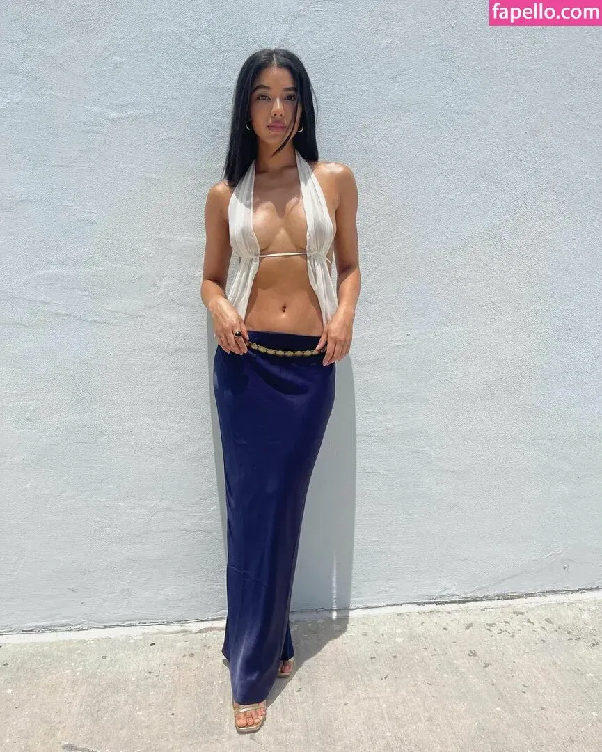 Yovanna Ventura Onlyfans Photo Gallery 