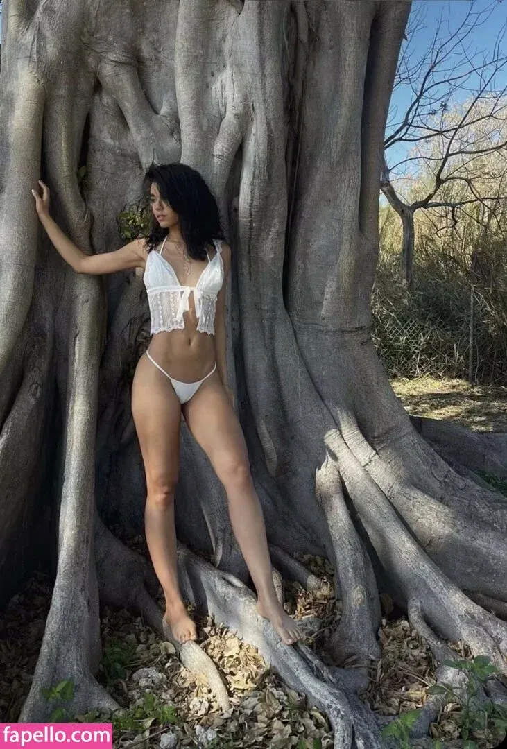 Yovanna Ventura Onlyfans Photo Gallery 