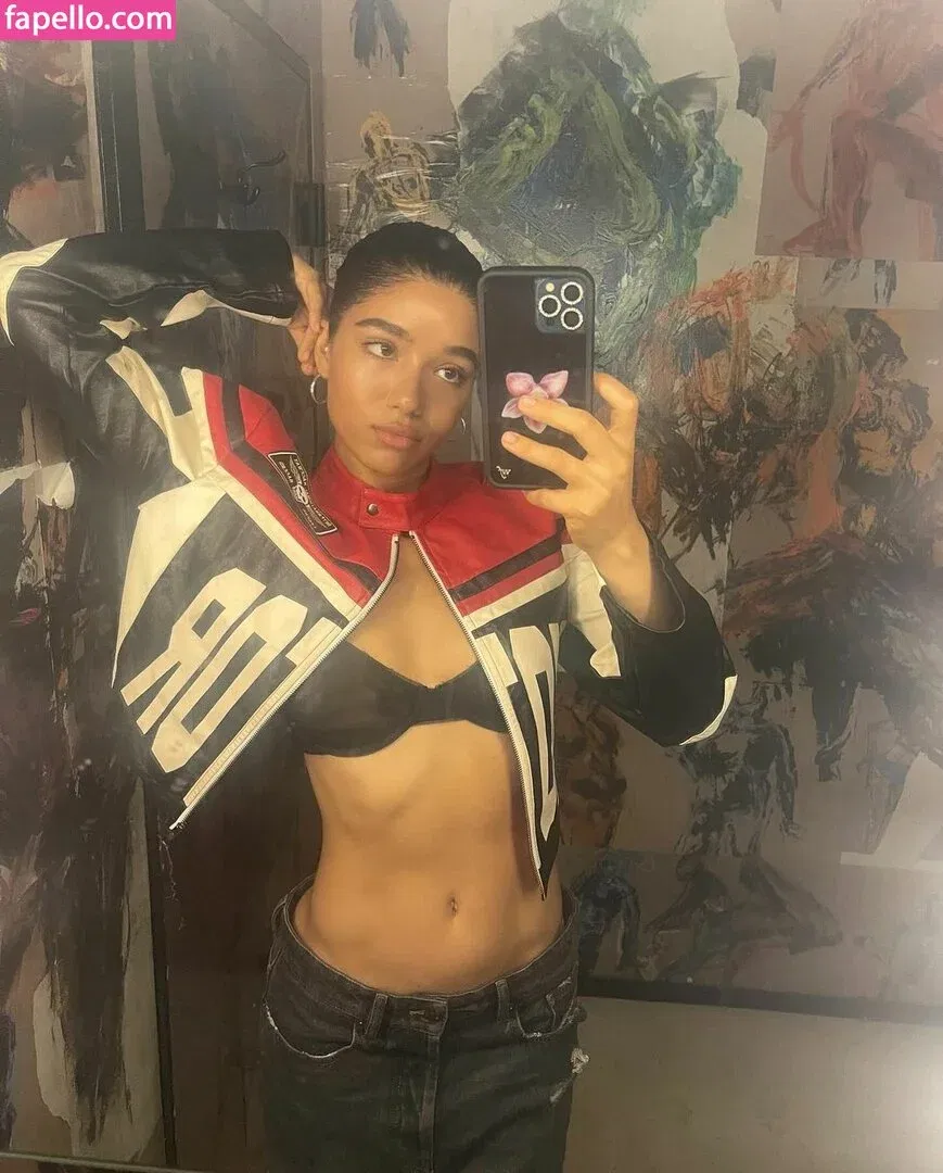 Yovanna Ventura Onlyfans Photo Gallery 