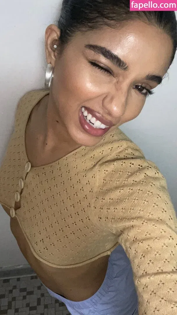 Yovanna Ventura Onlyfans Photo Gallery 