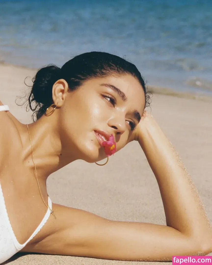 Yovanna Ventura Onlyfans Photo Gallery 