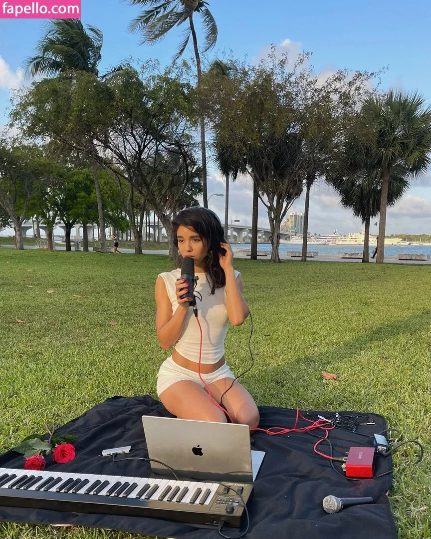 Yovanna Ventura Onlyfans Photo Gallery 