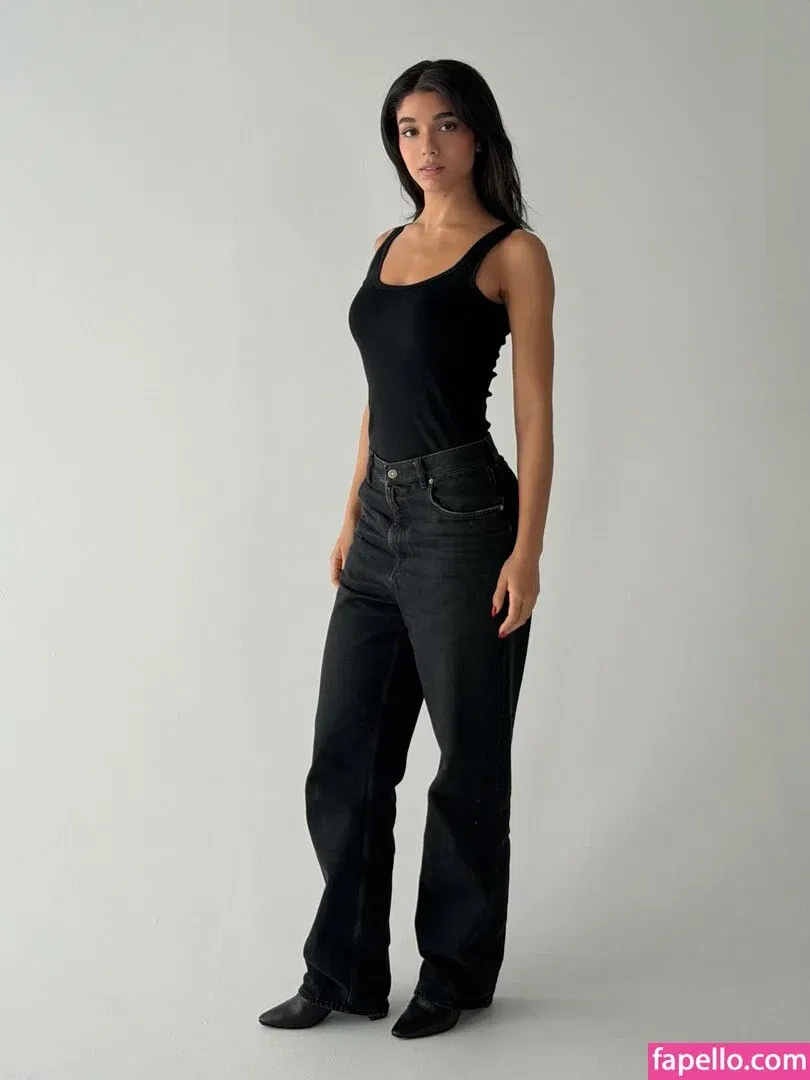 Yovanna Ventura Onlyfans Photo Gallery 