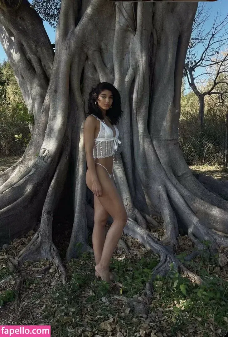 Yovanna Ventura Onlyfans Photo Gallery 